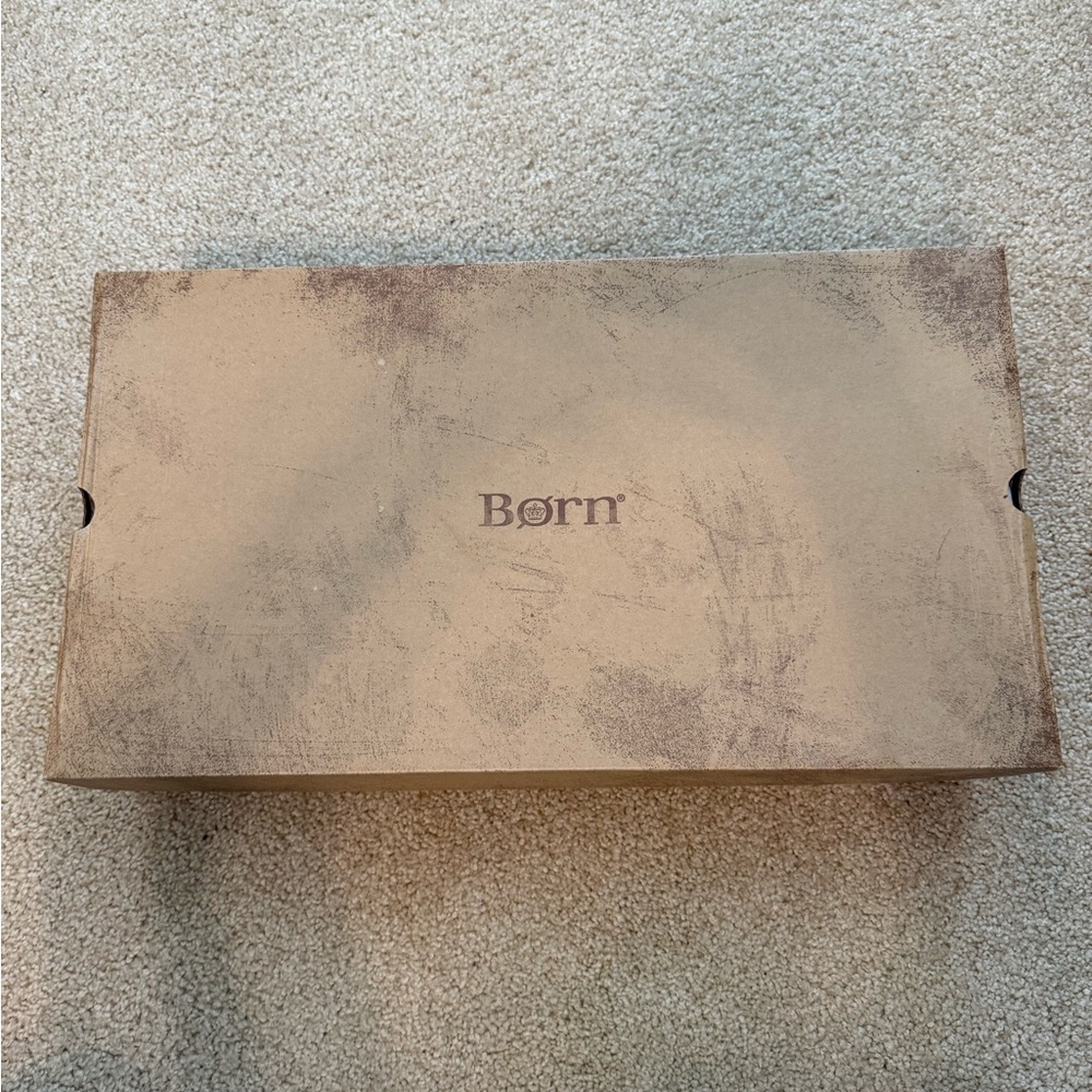 Born Kamryn Black Leather Knee-High Boots - Picture 9 of 10